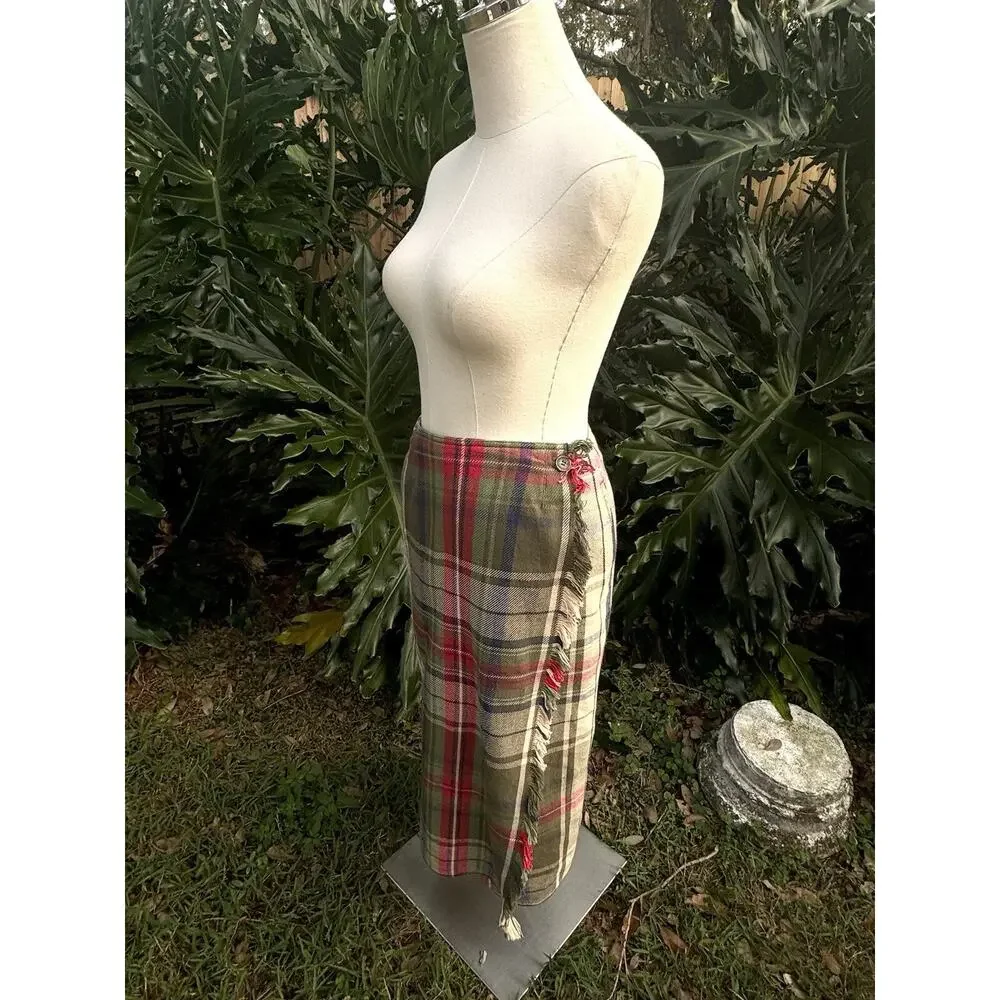 Vintage Liz Claiborne Plaid Wrap Skirt Green Red Fringe Academia Size 4 Holiday